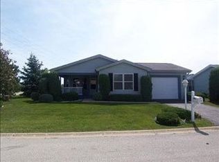 701 Arabian Ct, Grayslake, IL 60030