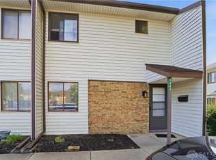 6480 Quintessa Ct, West Carrollton, OH 45449
