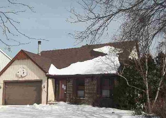 2nd image of 185 Rosewood Dr