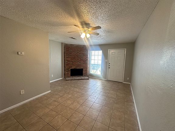 4th image of 9447 Olde Towne Row