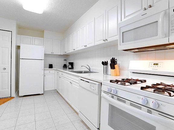 4th image of 2361 Richmond Hwy Floor 4-ID1022534P