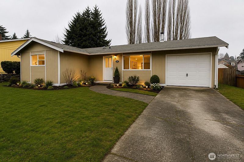 3rd image of 5701 S Mullen Street