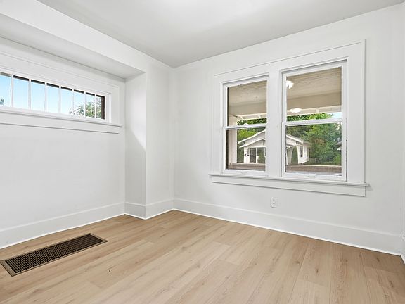 3rd image of 4205 Buell Dr