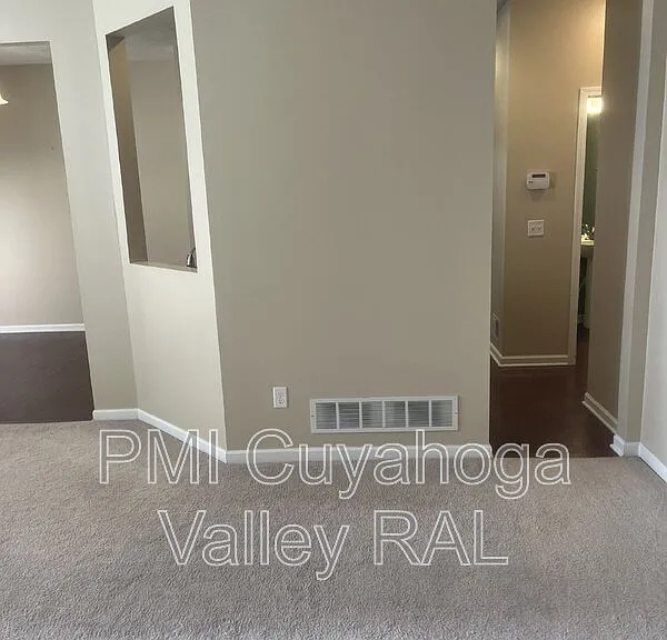 4046 Gardiner Run — Photo 5