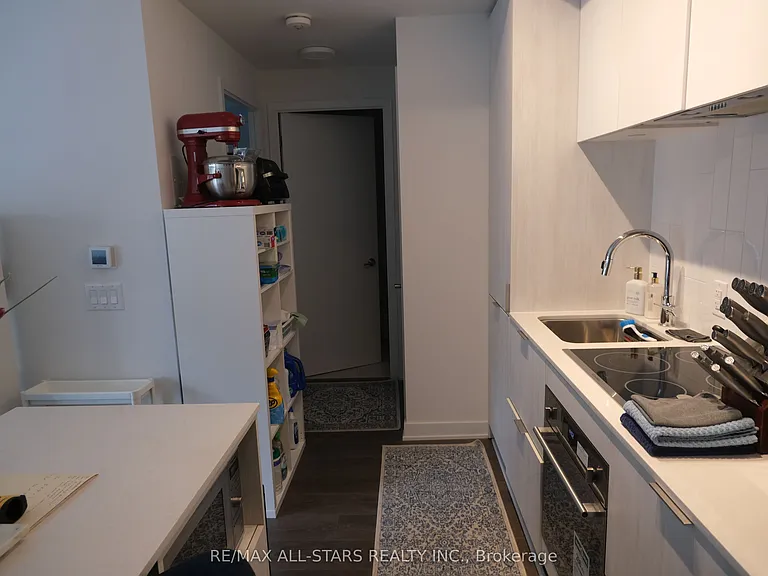 130 River St #1007 — Photo 3