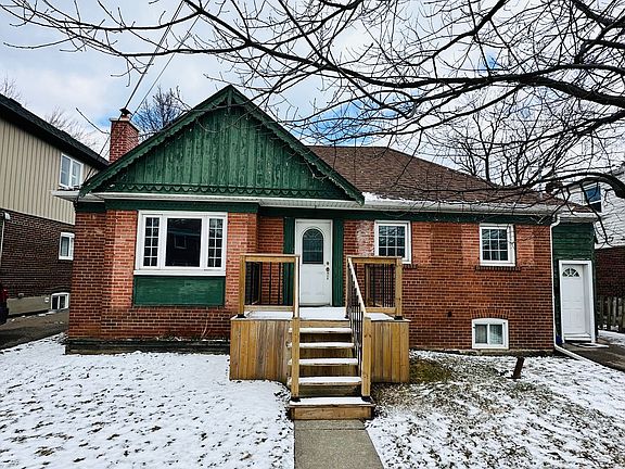 2nd image of 27 Royal York Rd