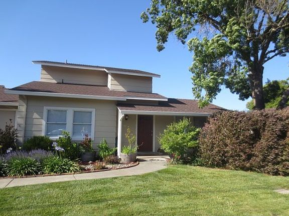 3rd image of 40 Woodworth Ln