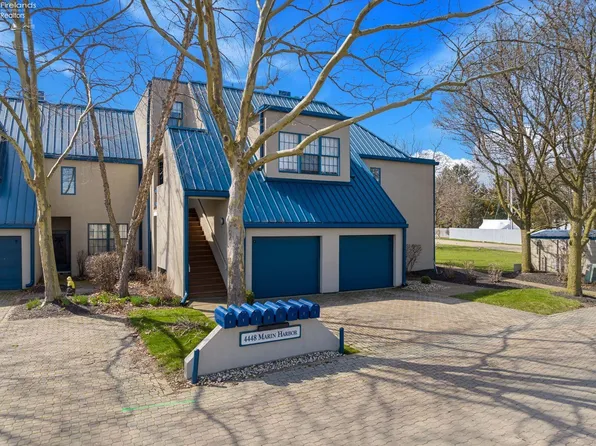 4448 E Marin Hbr, Port Clinton, OH 43452