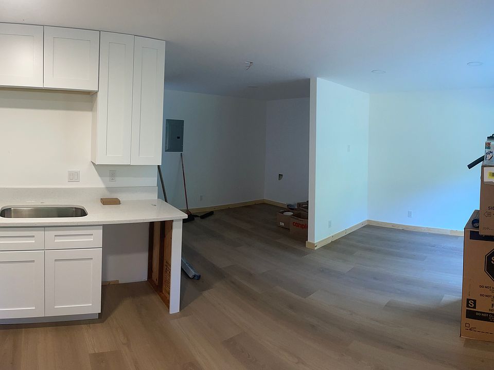 The dish washer isn't installed yet . But will be by the time space is available