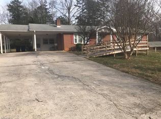 1845 Fannwood Cir, Winston Salem, NC 27127