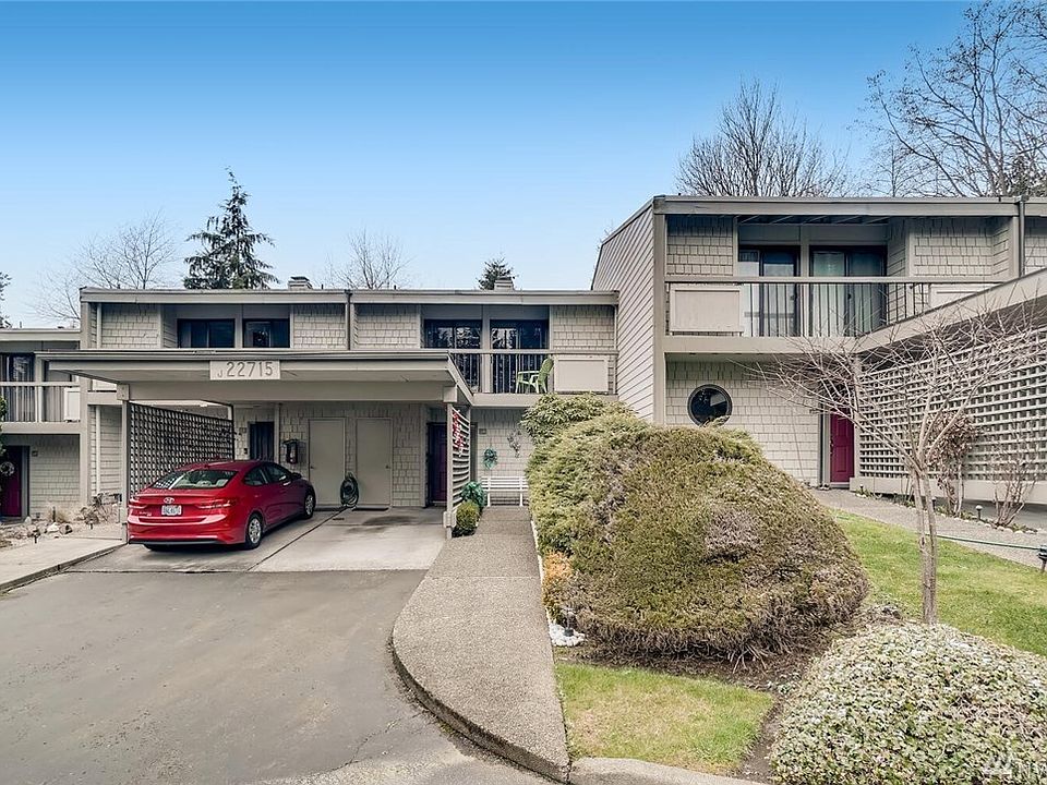 1st image of 22715 Lakeview Dr