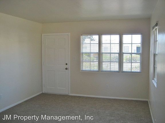 4th image of 4737 Bayard St