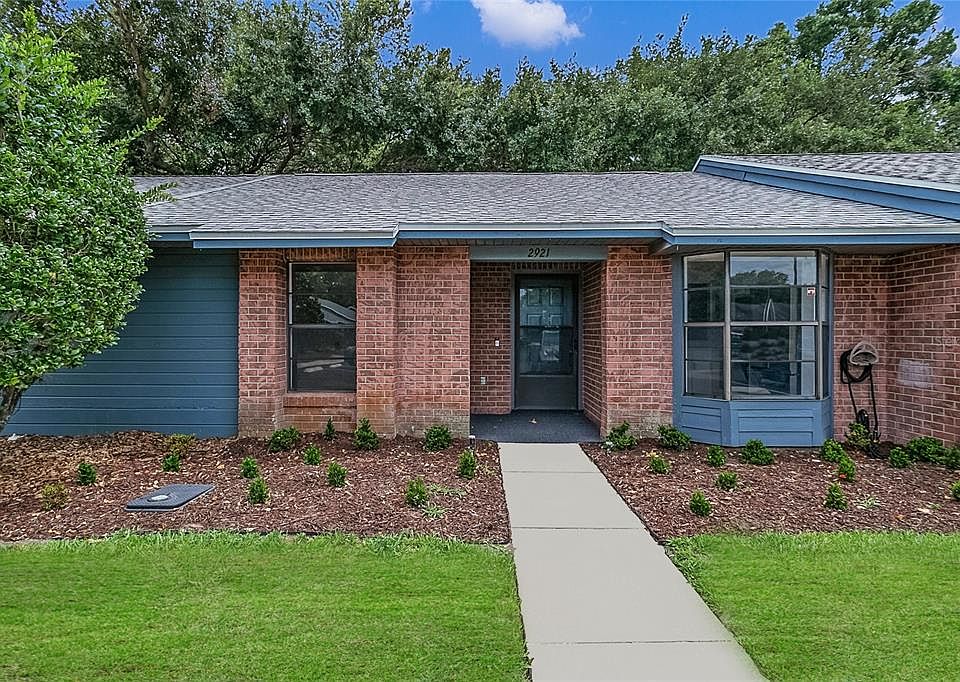1st image of 2921 Squire Oak Ct