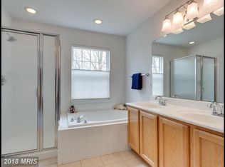 15763 Viewpoint Cir, Dumfries, VA 22025