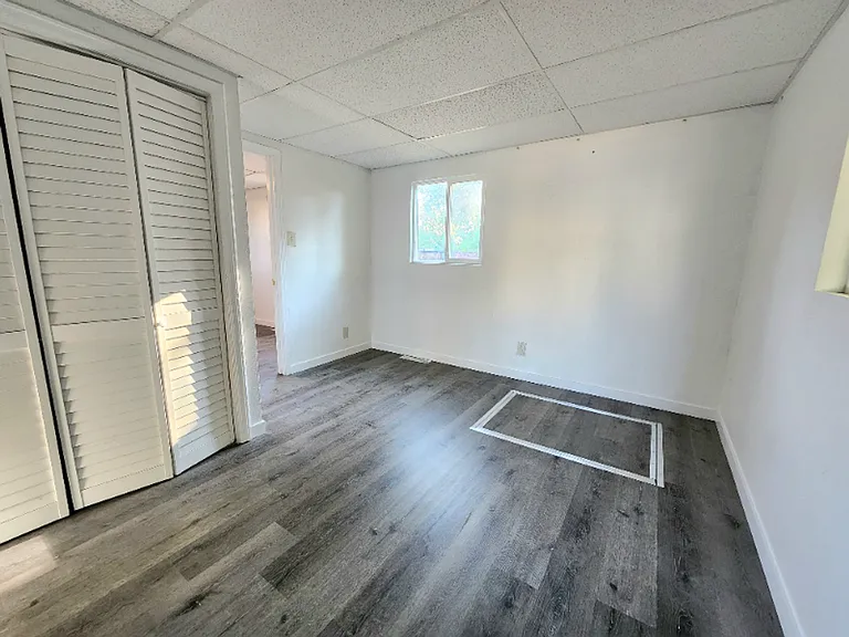 1316 Stone Ave — Photo 3
