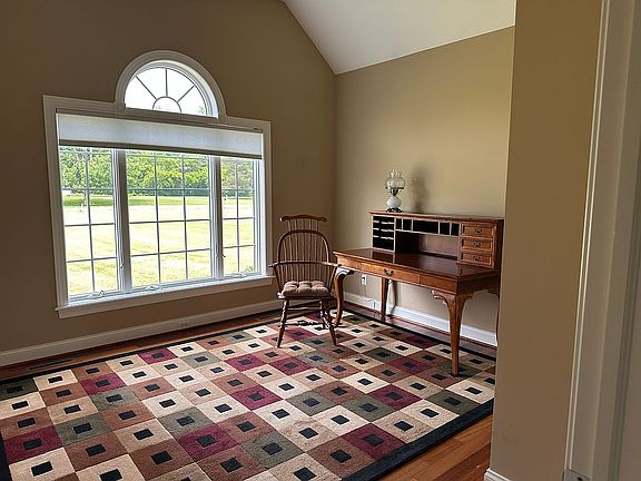 Bedroom or office space