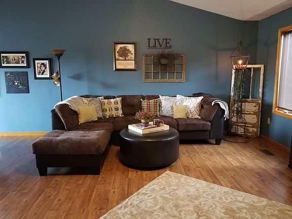 Upstairs living room 