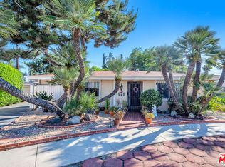 13016 Stagg St, North Hollywood, CA 91605