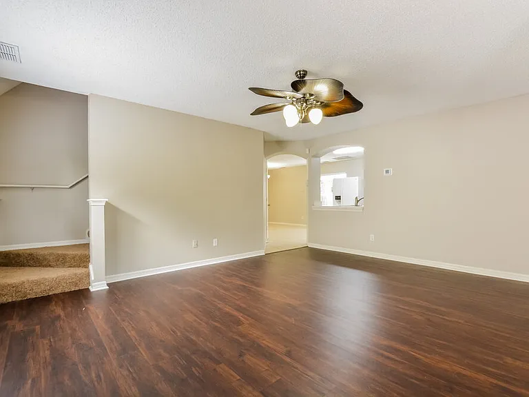 1266 Sheeler Hills Dr — Photo 4