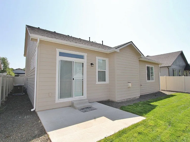 33 N Mingus Ave — Photo 29
