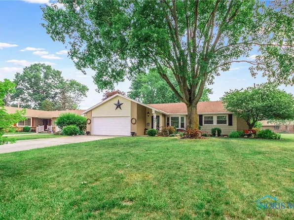 764 Riverside Dr, Woodville, OH 43469