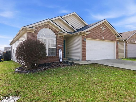 3rd image of 1885 Millbank Rd