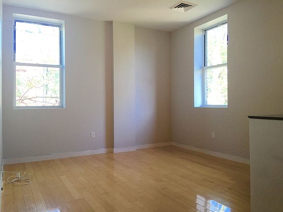 5th image of 479 W 152nd St APT 4D