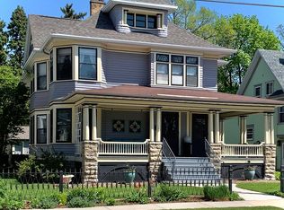 1446 W New York Ave, Oshkosh, WI 54901