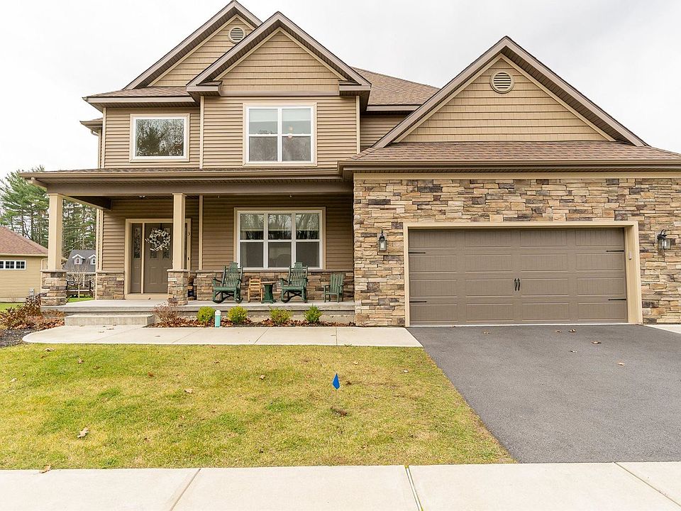 1st image of 3 Pamela Ln