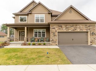 3 Pamela Ln, Saratoga Springs, NY 12866