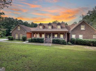 670 Mill Pond Rd, Newborn, GA 30056