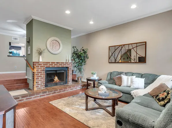 9350 Moonbeam Ave Unit 13, Panorama City, CA 91402