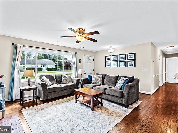 5th image of 111 Southgate Ave