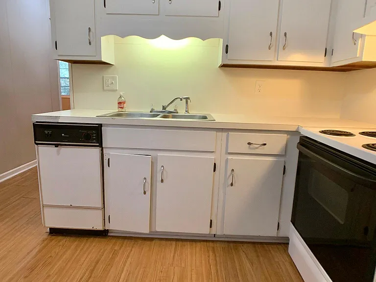 837 N Gay St #5 — Photo 8