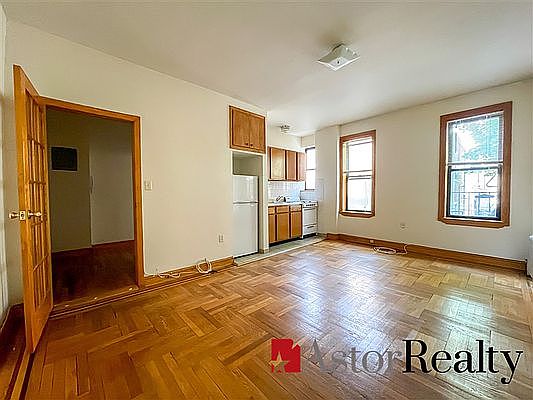 1st image of 3149 36th St APT 2D