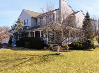 4 Barberry Ln, Wappingers Falls, NY 12590