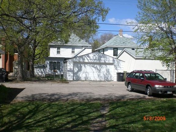 2nd image of 2636 Dupont Ave S #1