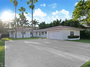 52 Camden Dr, Bal Harbour, FL 33154