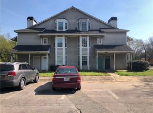 9456 Cypress Ln, Jonesboro, GA 30238