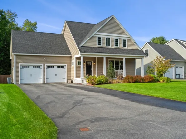 7 Mariah Dr, Methuen, MA 01844