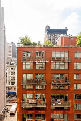 Rented by Mirador Real Estate | media 6
