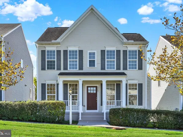 3257 Harrison Rd, Mechanicsburg, PA 17055