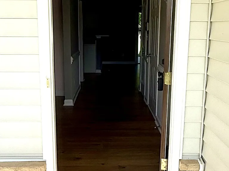 138 Ladden Ln — Photo 2