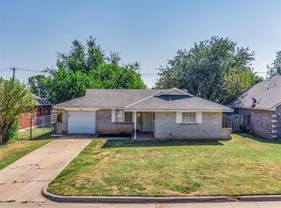 916 N Janeway Ave, Moore, OK 73160