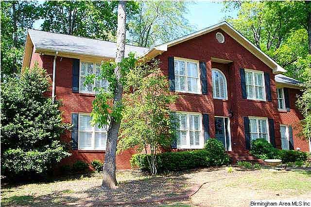 Full brick, 2 story home