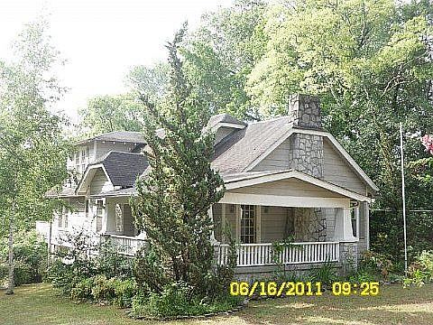 1st image of 206 Hillcrest Ave