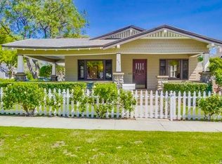 690 N 1st Ave, Upland, CA 91786