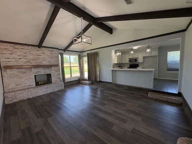 1 Surrey Cir — Photo 5