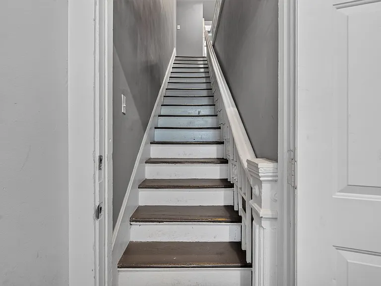 1419 Barnard St #B — Photo 8