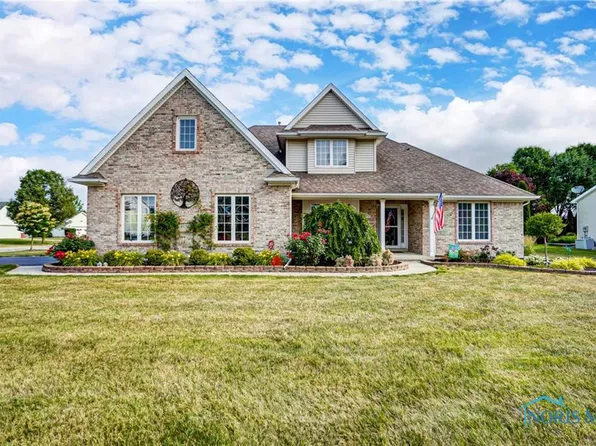 8138 Silverstone Dr, Waterville, OH 43566